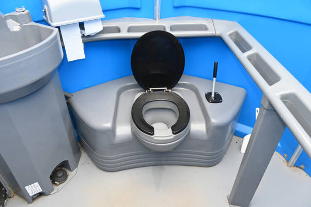 Best Construction site porta potty rental  in Oconto, WI
